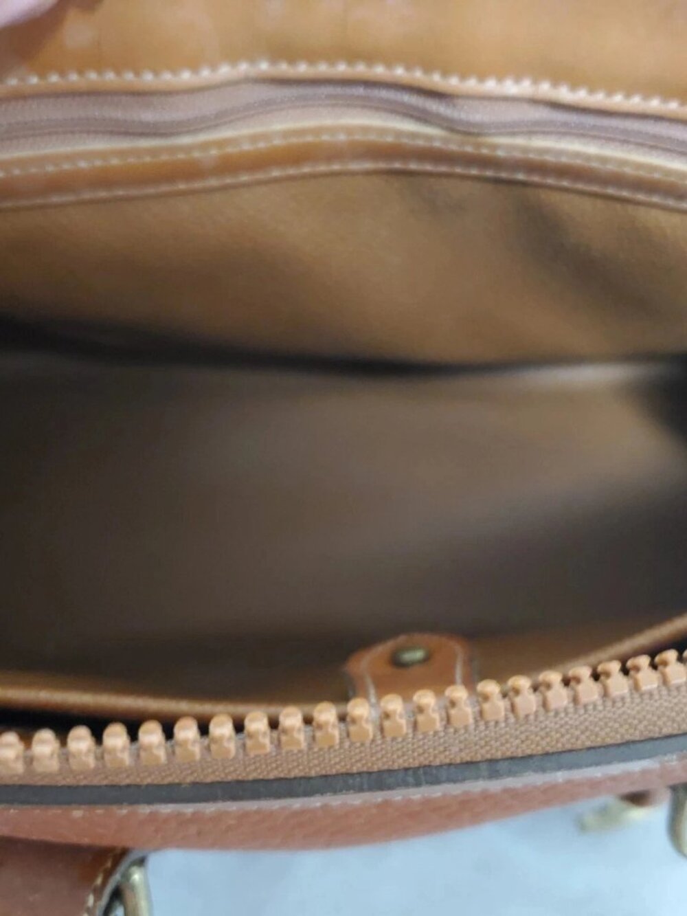 Dooney And Bourke Pebbled Leather Peanut Color Crossbody Handbag - Picture 8 of 10